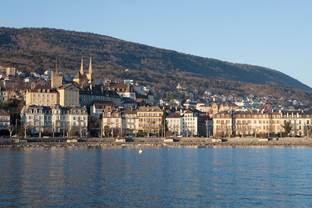 City Centre With Lake View نوشاتيل المظهر الخارجي الصورة